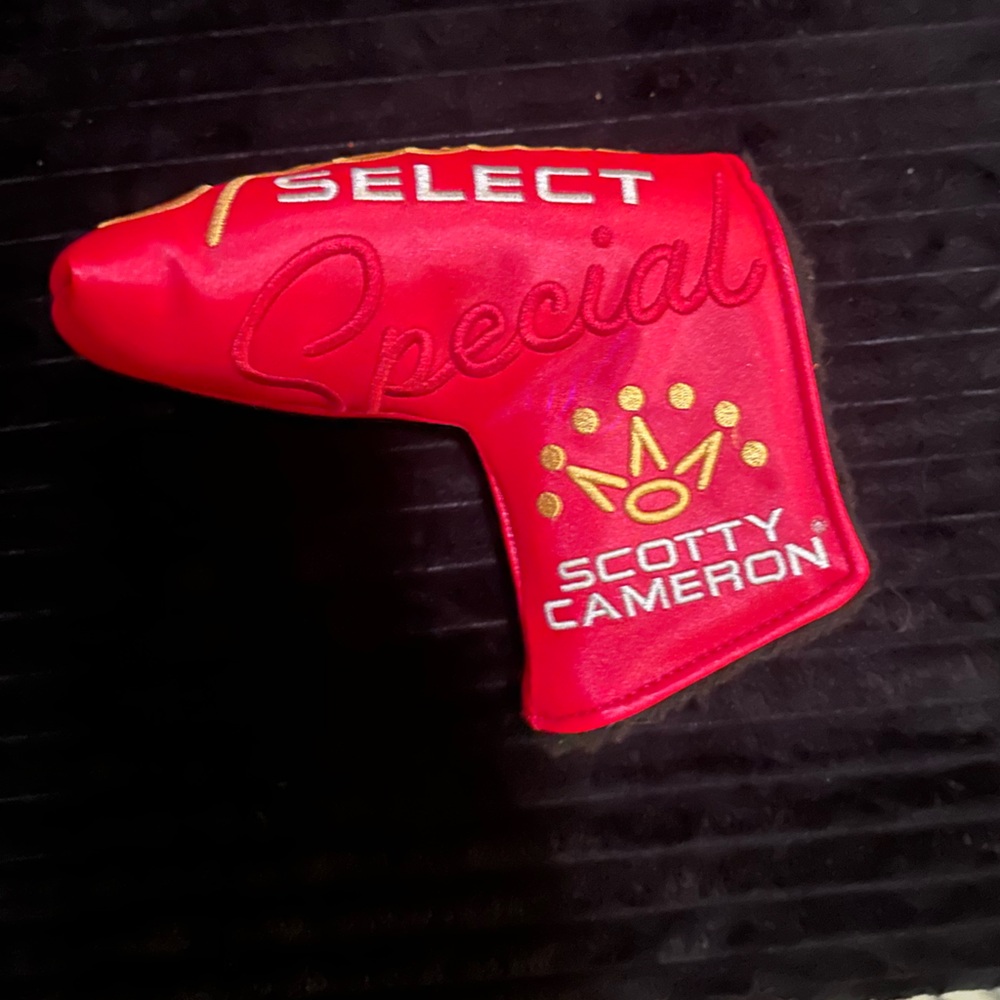 Scotty Cameron Red Special Select Putter Headcover